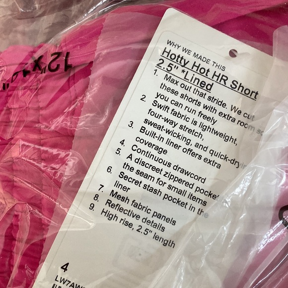 Lululemon Hotty Hot High-Rise Short 2.5" Sonic Pink - Picture 5 of 5